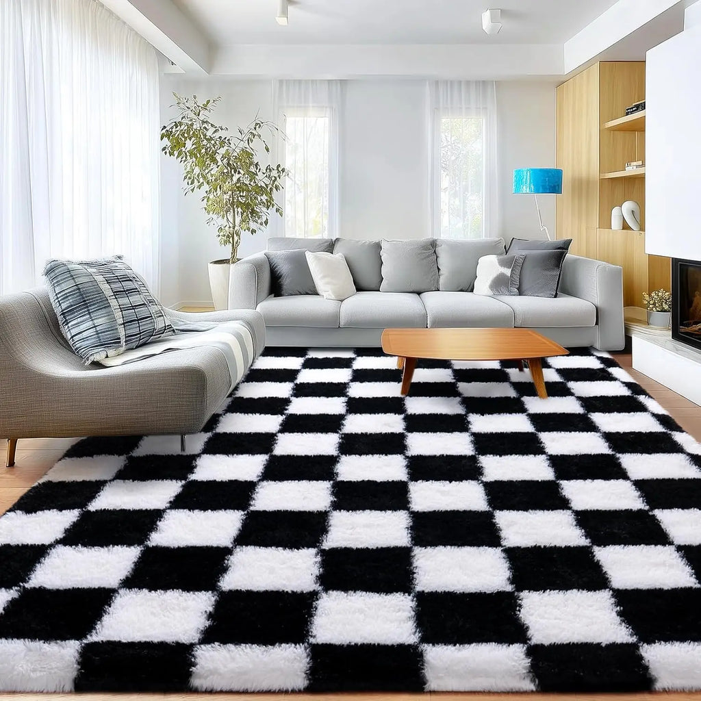 Checkered ultra soft shaggy rug