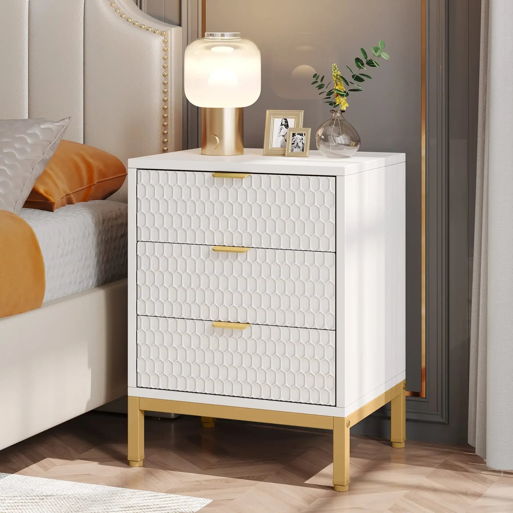 Modern Nightstand/ Bedside table with 3 Drawers