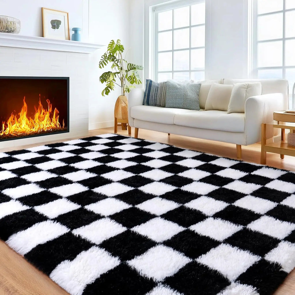 Checkered ultra soft shaggy rug